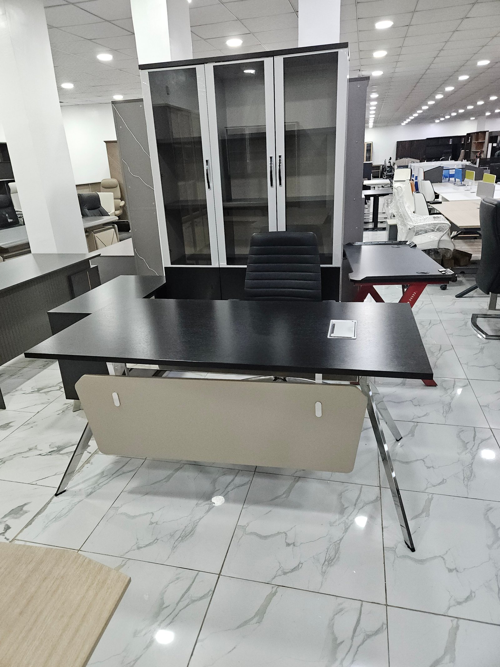 Office Furniture 28